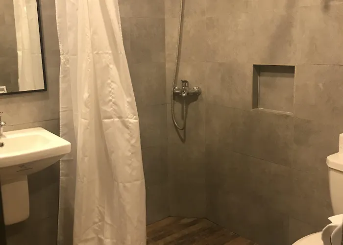 R Capitol 3* Cebu