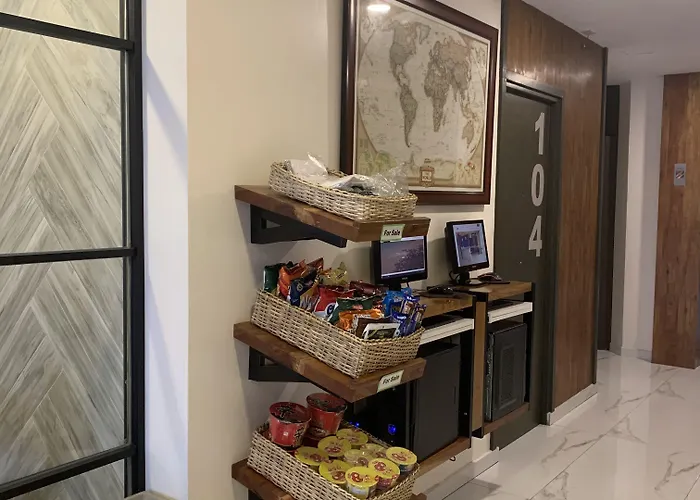 Hotel R Capitol Cebu
