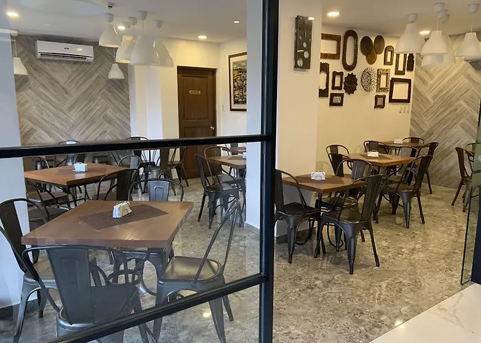 R Capitol Cebu