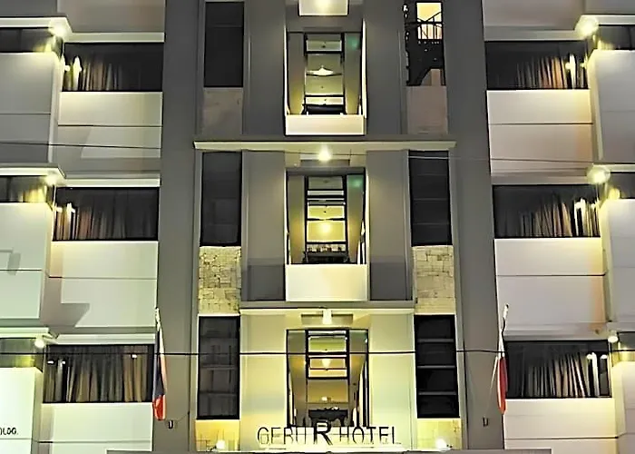 R Capitol 3*