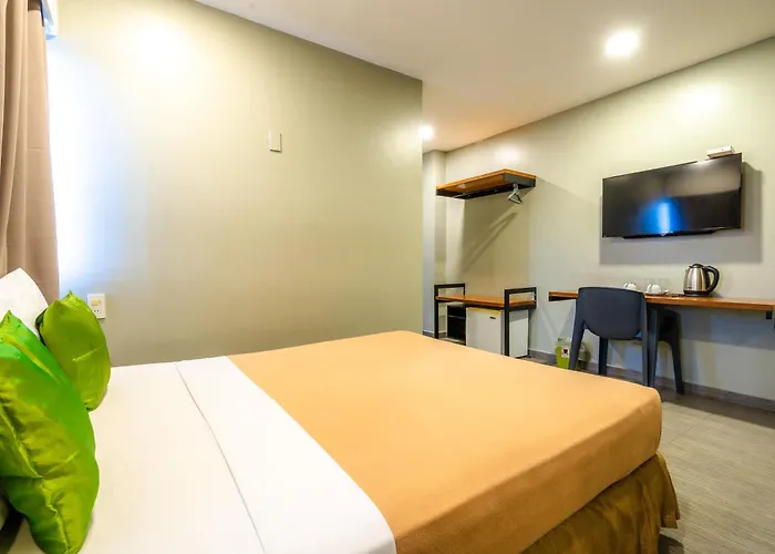 R Capitol Cebu