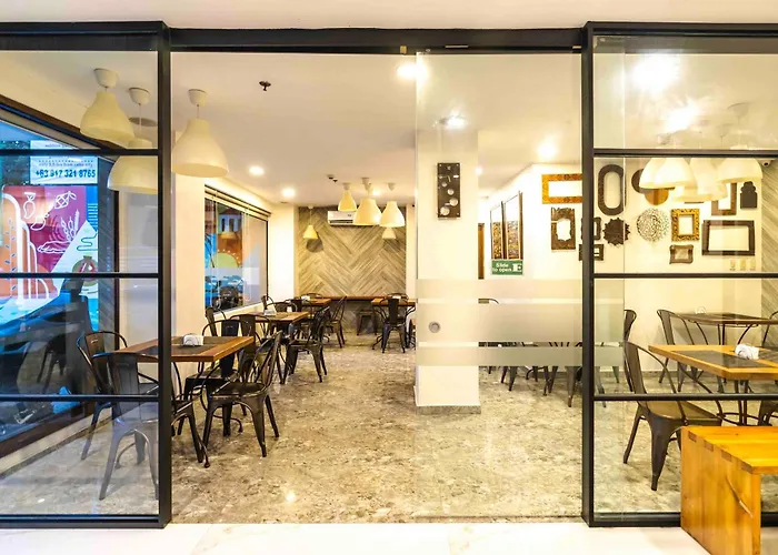 R Capitol Hotel 3*