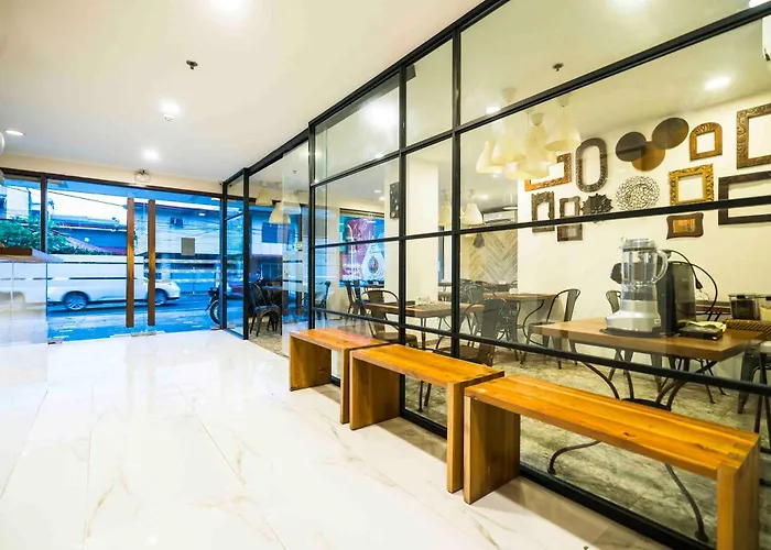 Hotel R Capitol Cebu