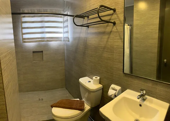 R Capitol 3* Cebu