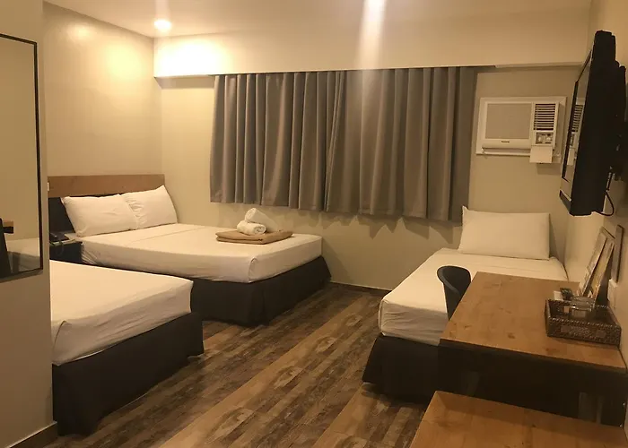 R Capitol 3*