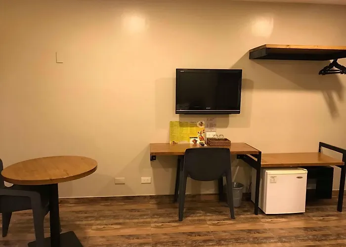 Hotel R Capitol 3*